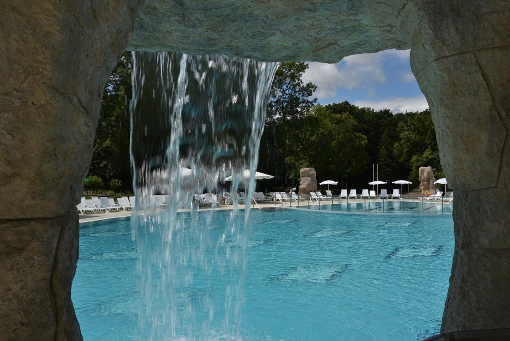 Hotel Forest Beach Primorsko Esterno foto